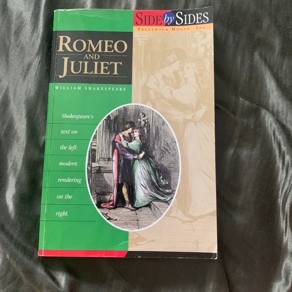 Romeo and Juliet Book - Picture 1 of 2